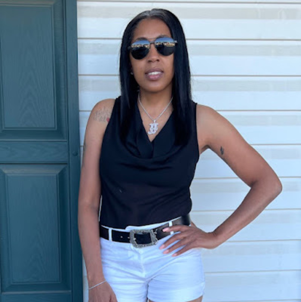 Meet your Posher, Tisha